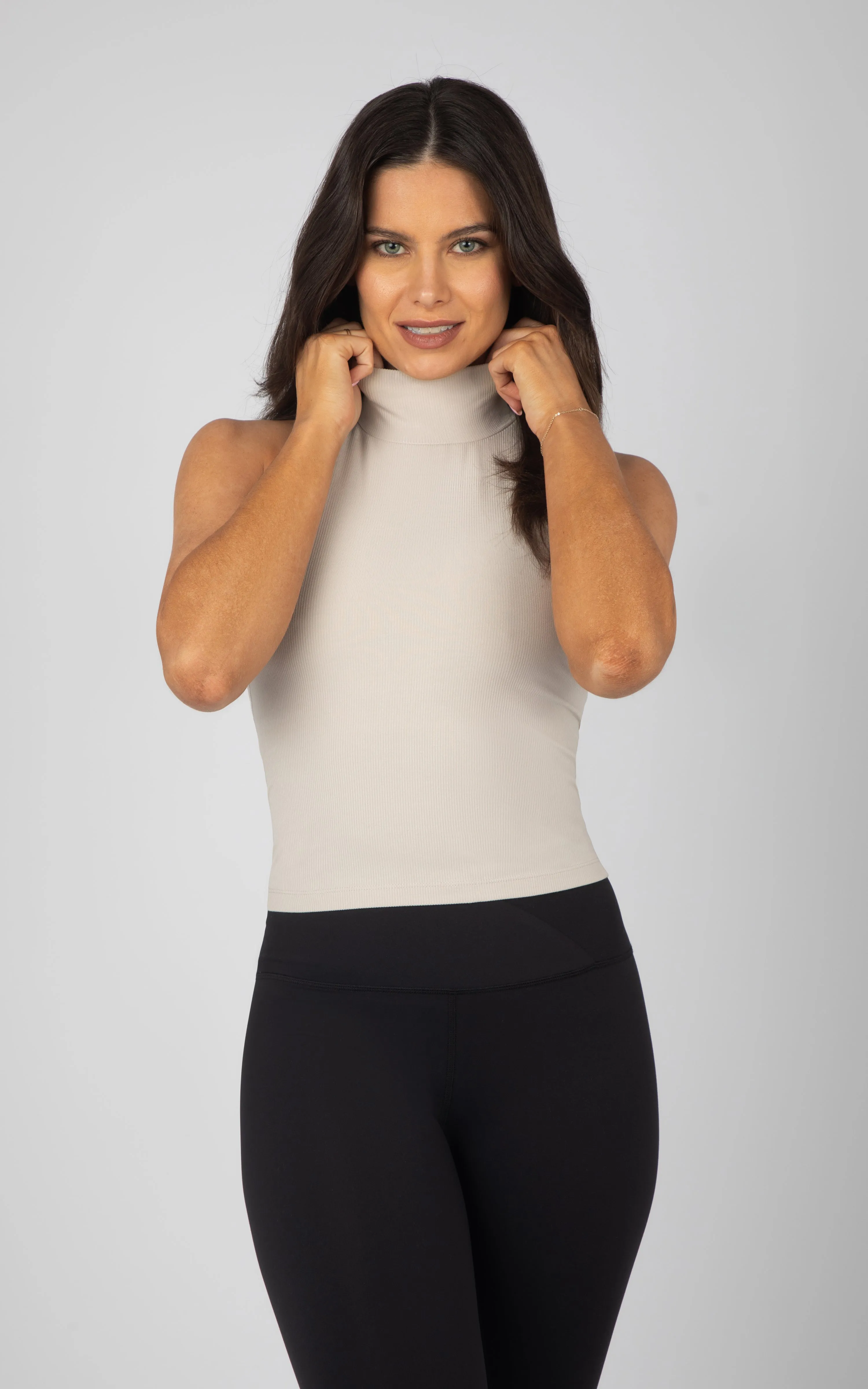 2 PK Mock Neck Tank Top