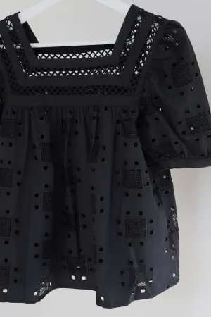 EMBROIDERED SQUARE NECK TOP