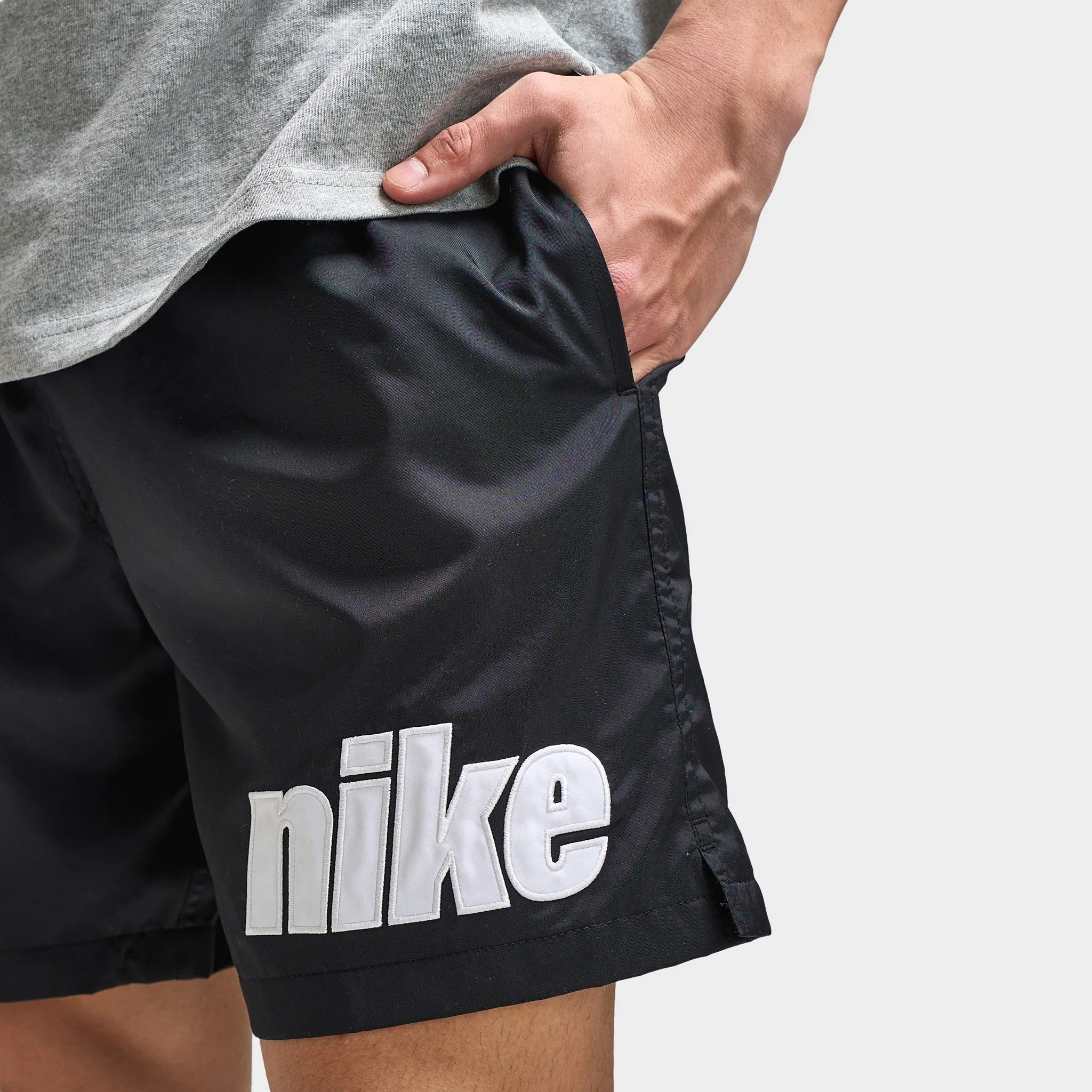 Nike Club Flow Shorts Block 2.0 Black / White