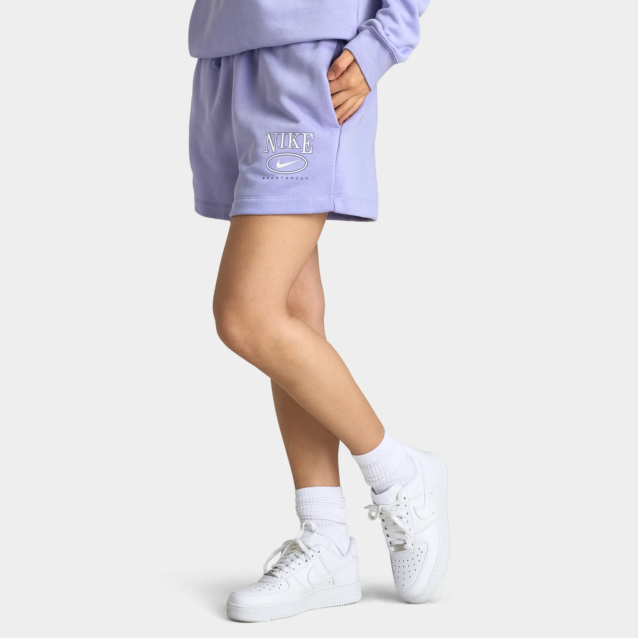 Nike Sportswear Women's Club Fleece Mid Rise 4" Graphic Shorts / Lilac Ice