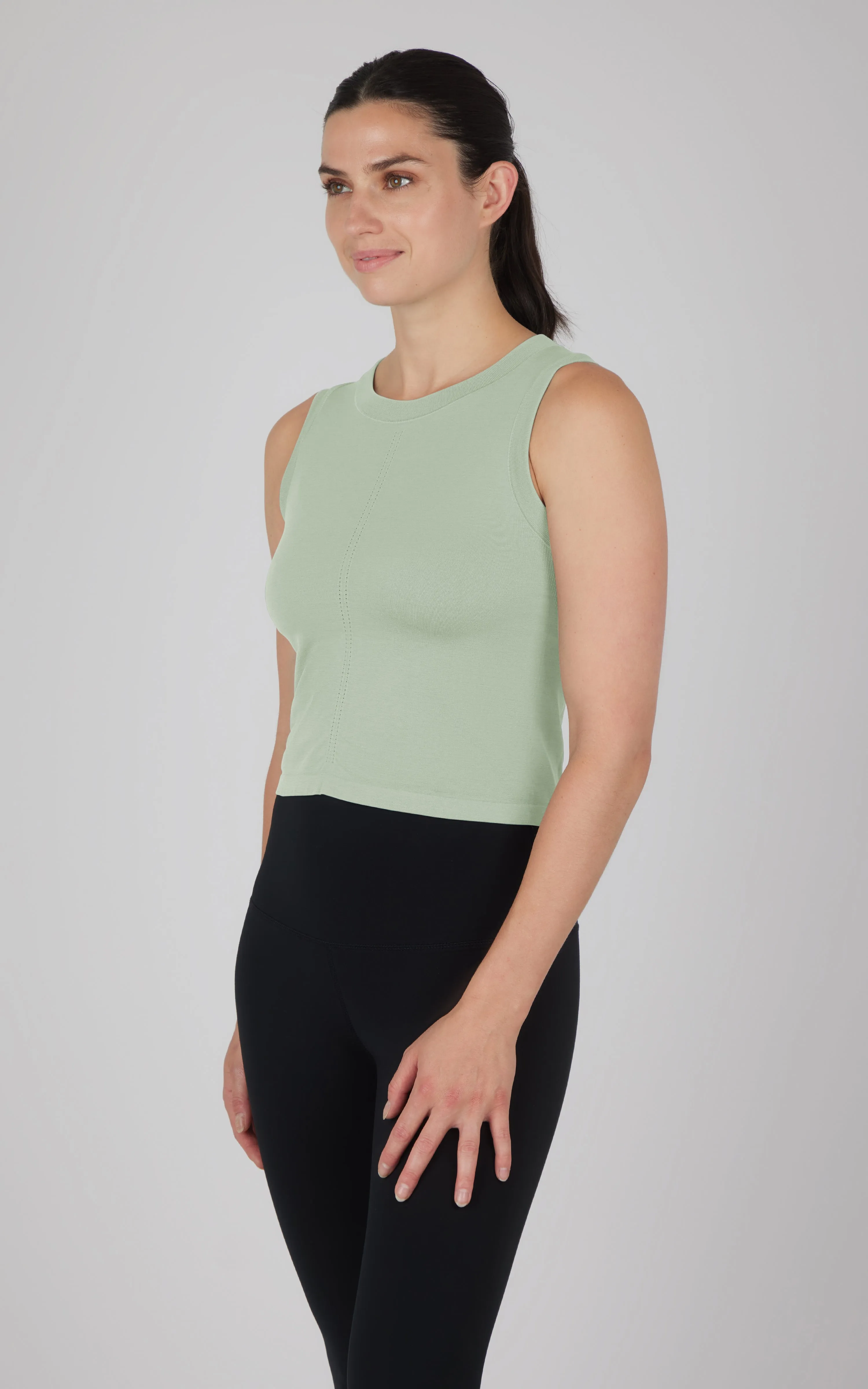 Seamless Slim Fit High Neck Tank