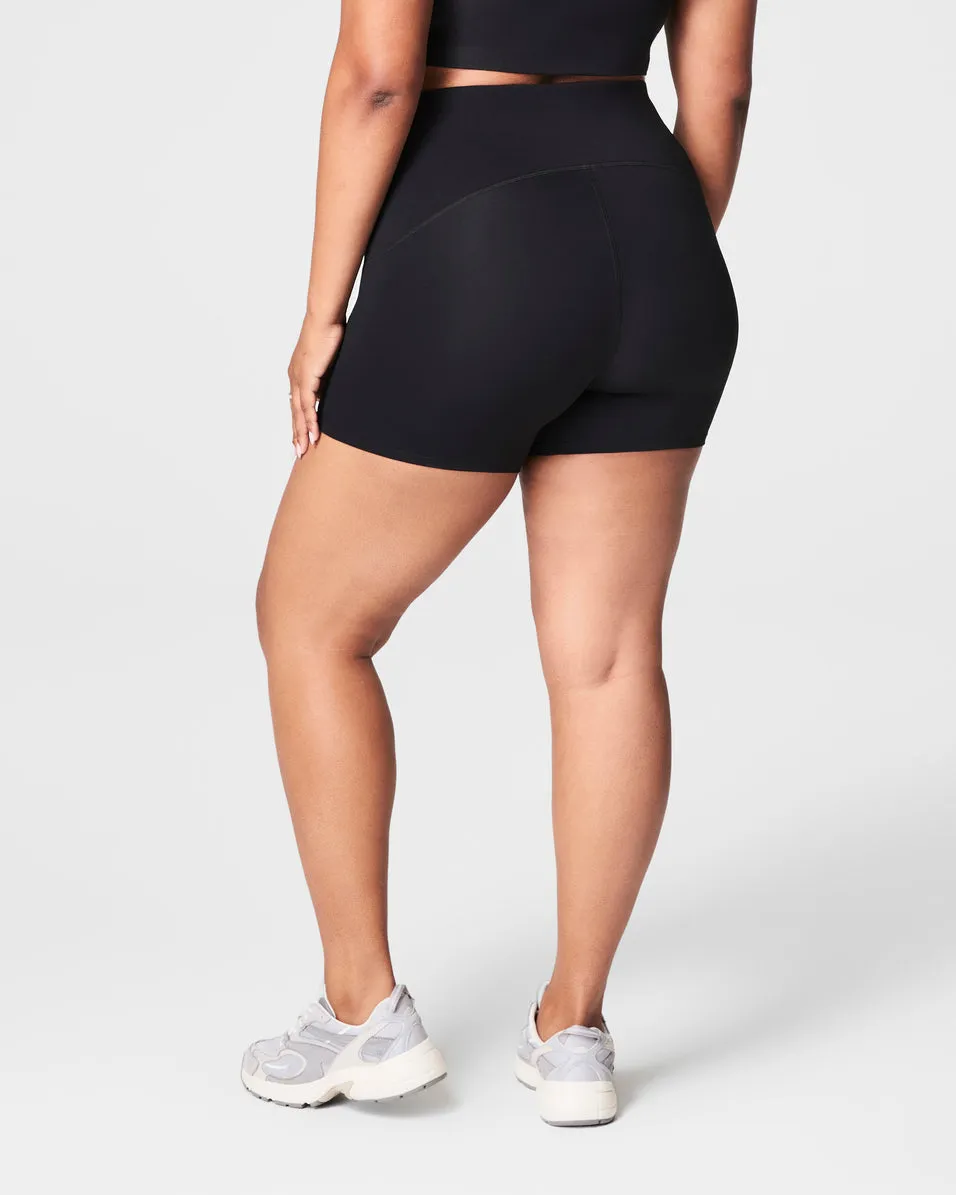 SPANXshape™ Booty Boost® Bike Short 5"