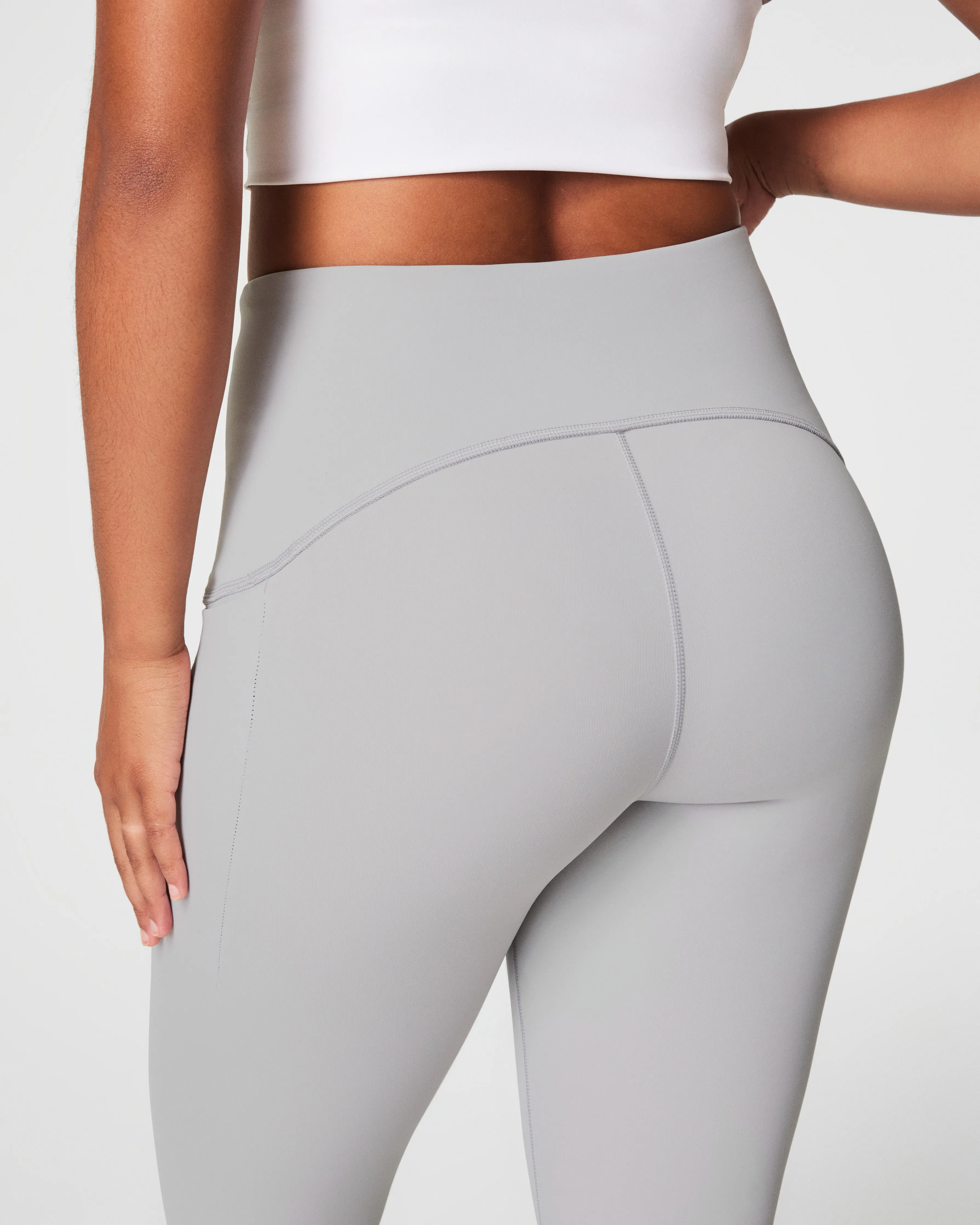 SPANXshape™ Booty Boost® Side Pocket Leggings