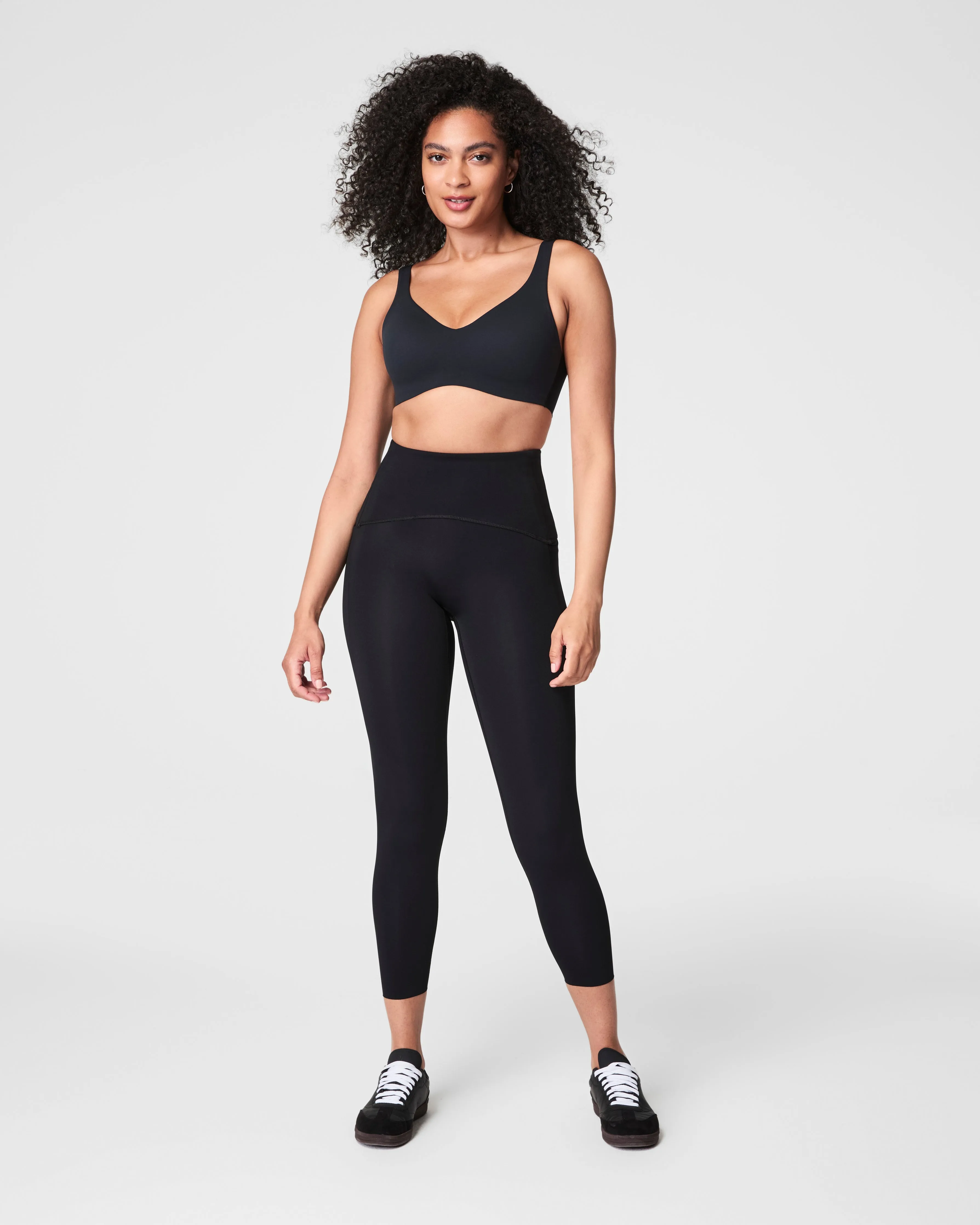 SPANXshape™ Booty Boost® Side Pocket Leggings