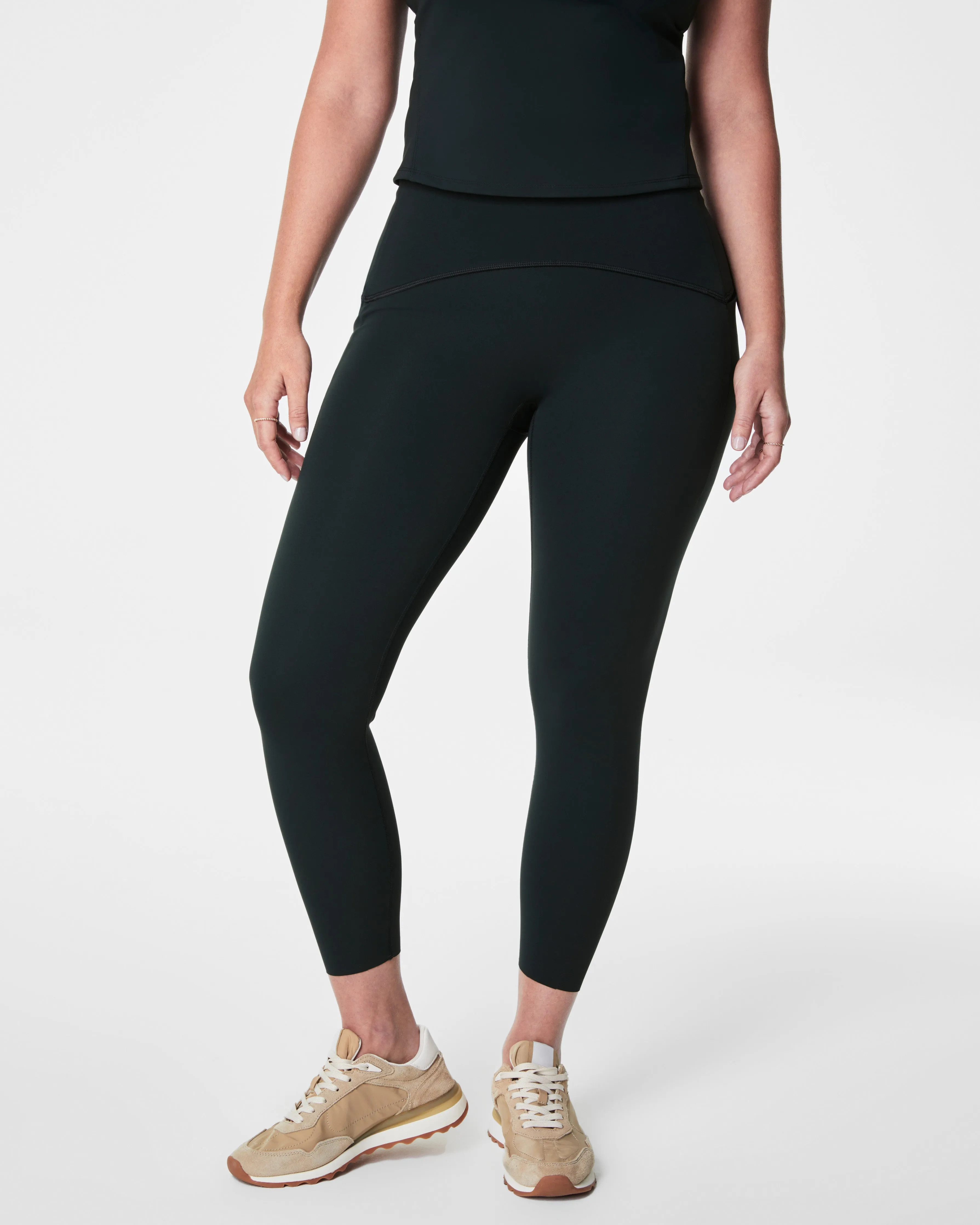 SPANXshape™ Booty Boost® Side Pocket Leggings