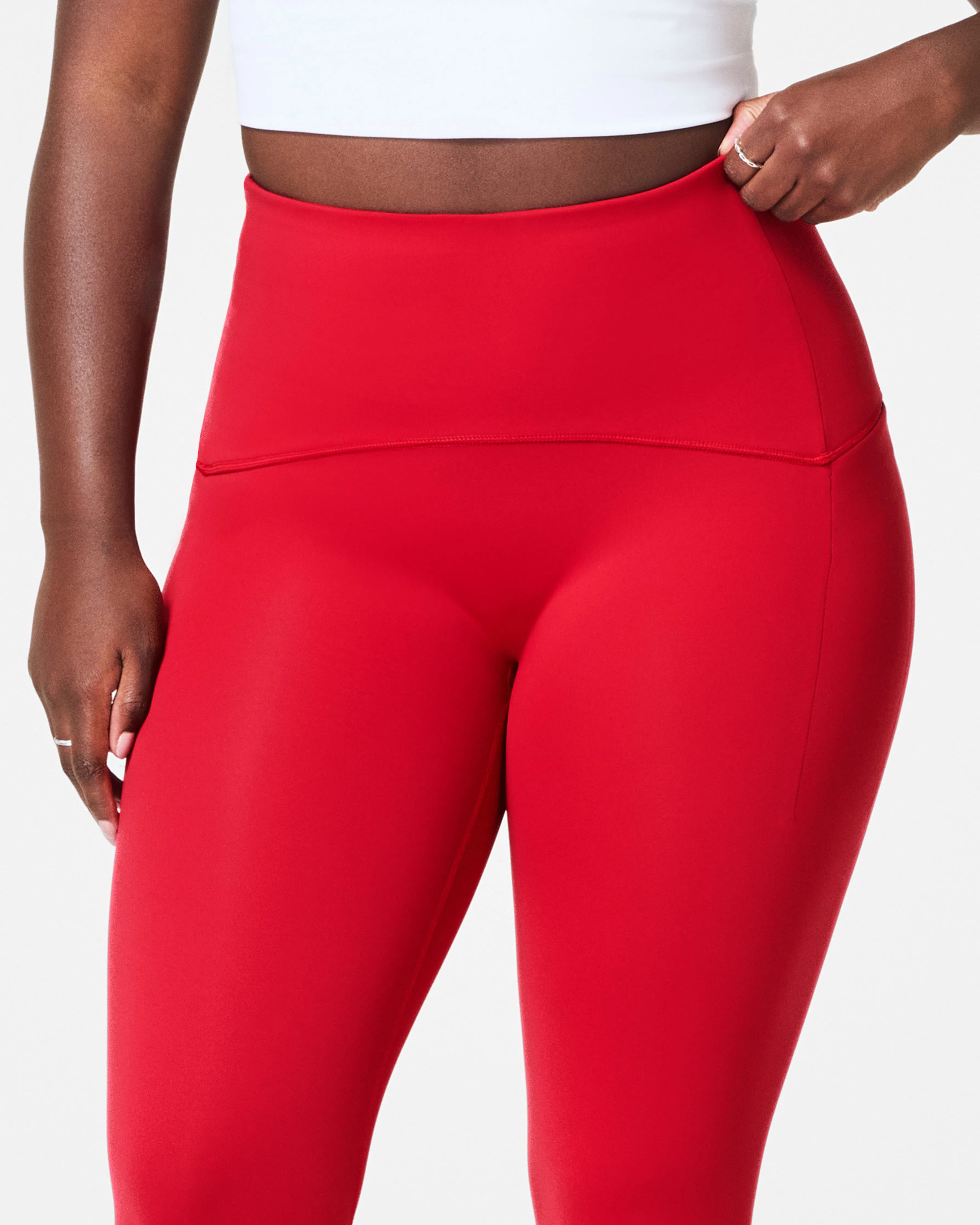 SPANXshape™ Booty Boost® Side Pocket Leggings