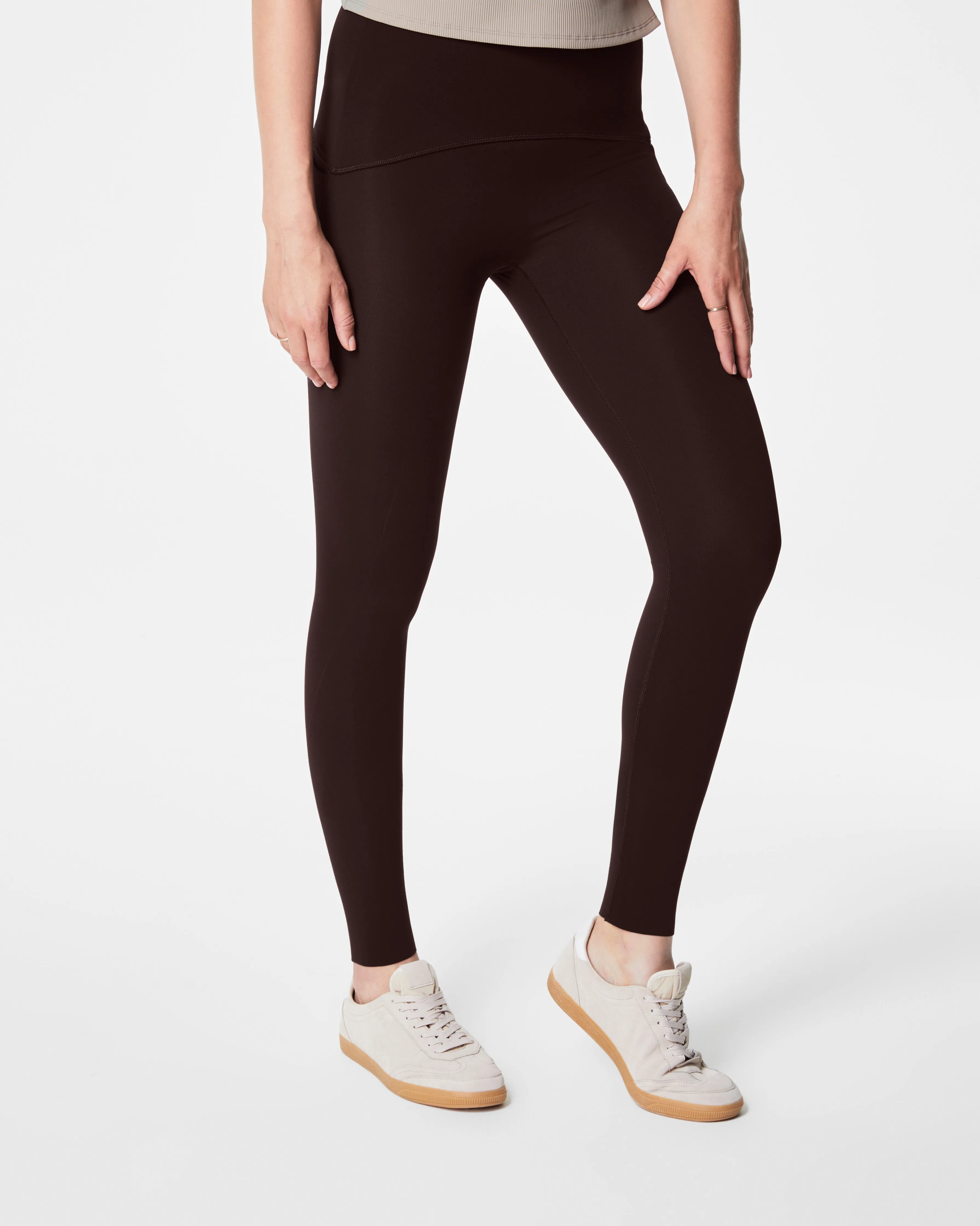 SPANXshape™ Booty Boost® Side Pocket Leggings