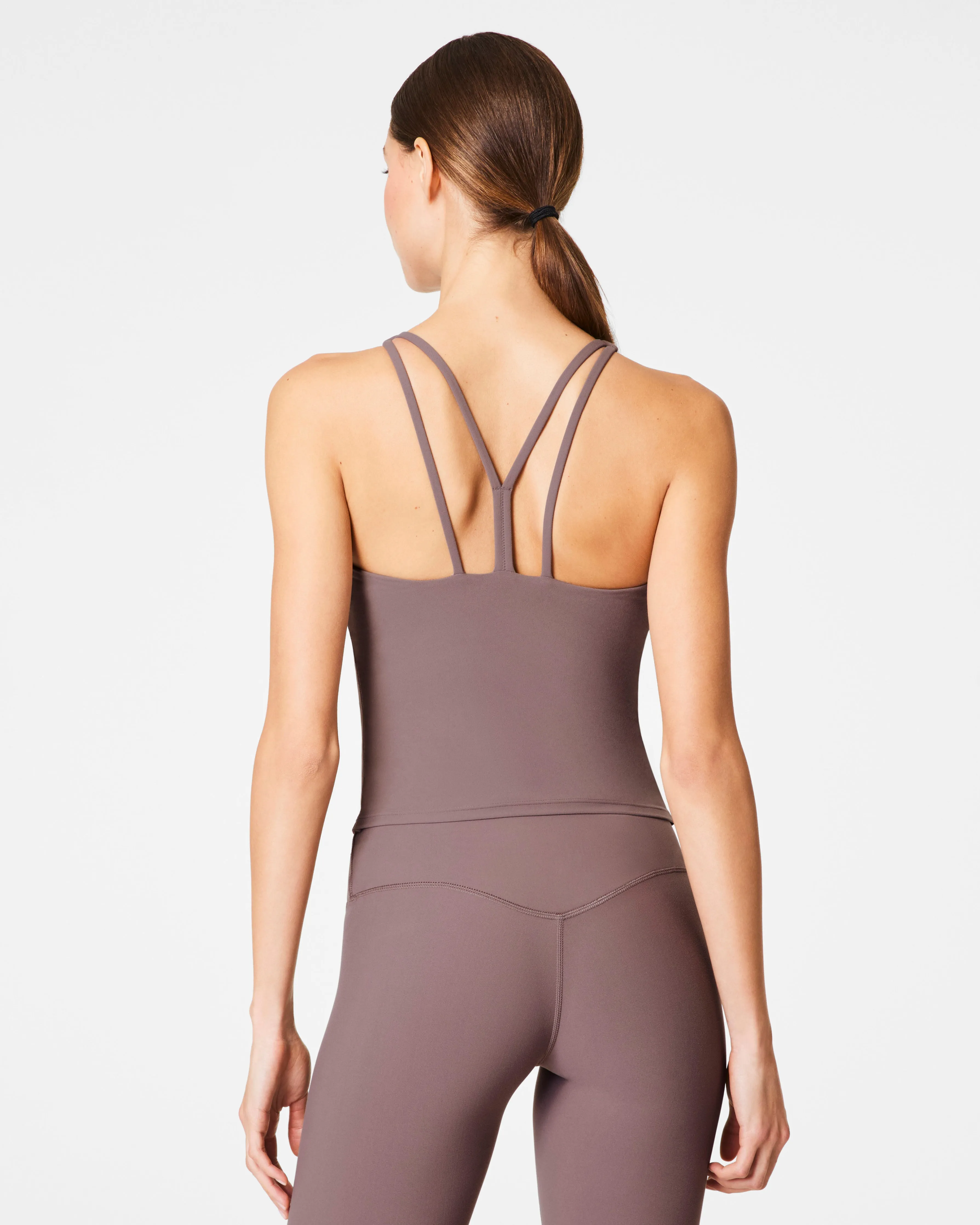 SPANXsmooth™ OnForm High Neck Shelf Tank