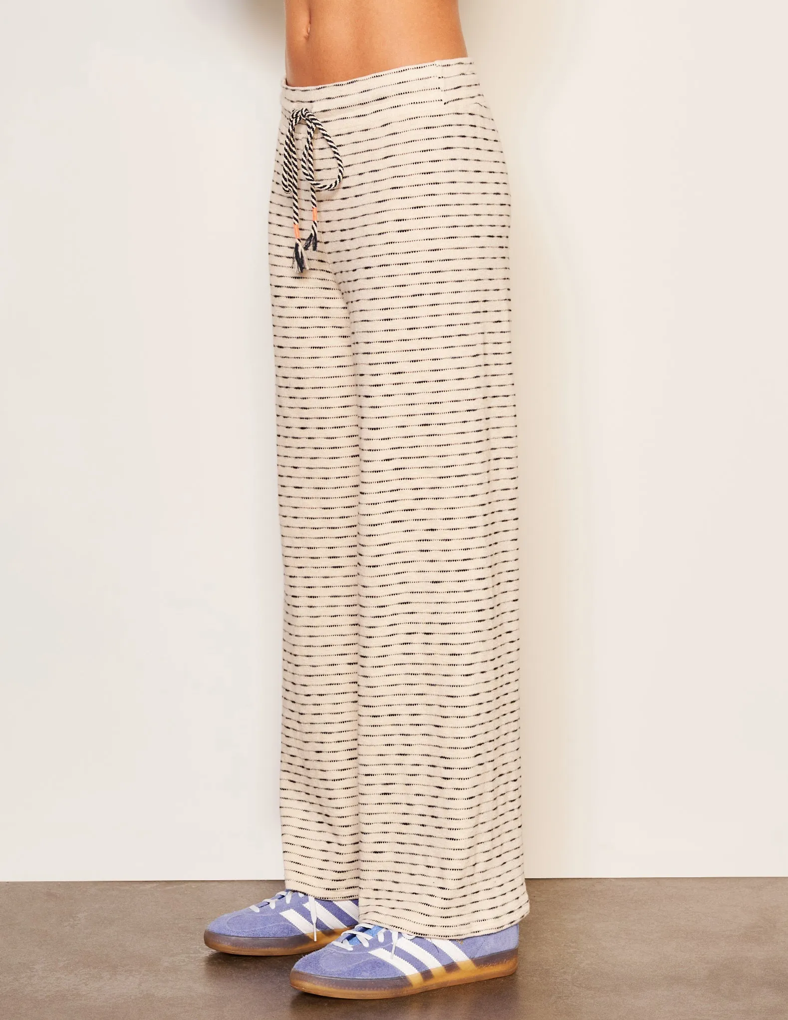Sundry Pullover Hoodie & Lounge Wide Leg Pant Set in Oyster