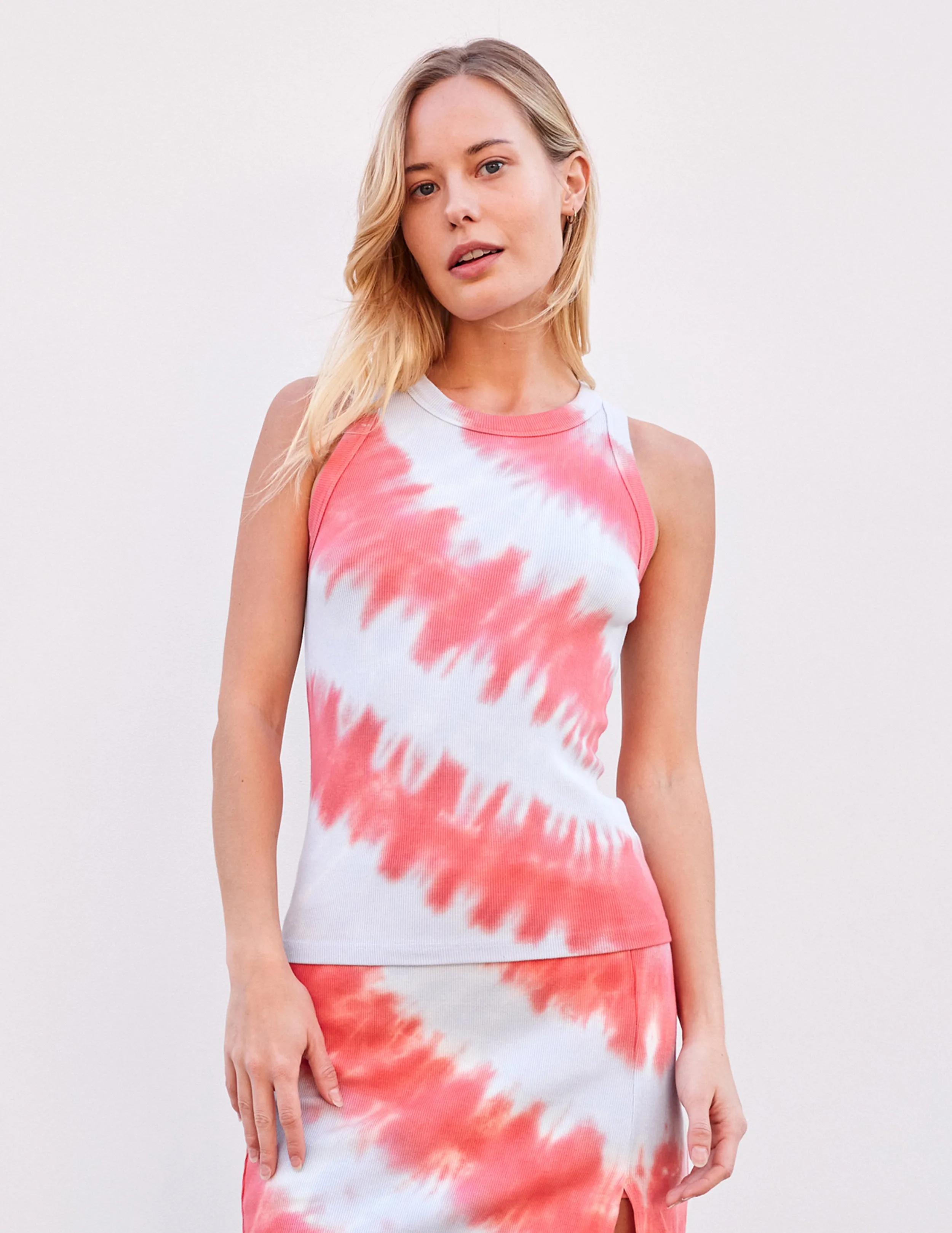 Sundry Umbrella Stripe High Crew Tank & Umbrella Stripe Skort Set in Coral Tie Dye