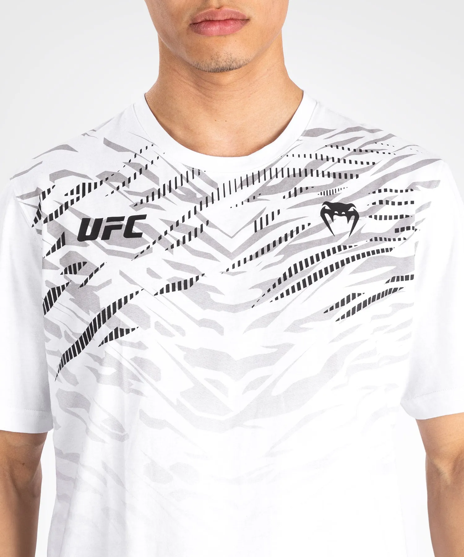 UFC Fusion by Venum Men’s Replica Short Sleeve T-Shirt - White